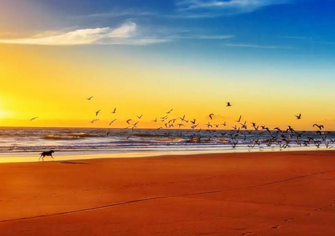 Romantic Lakeside Cottage By The Beach! With Super Cosy Log Burner! The Perfect Escape To Your Home From Home By The Sea! So Relaxing - You Won'T Want To Leave! Pet Friendly! Mablethorpe Exterior foto